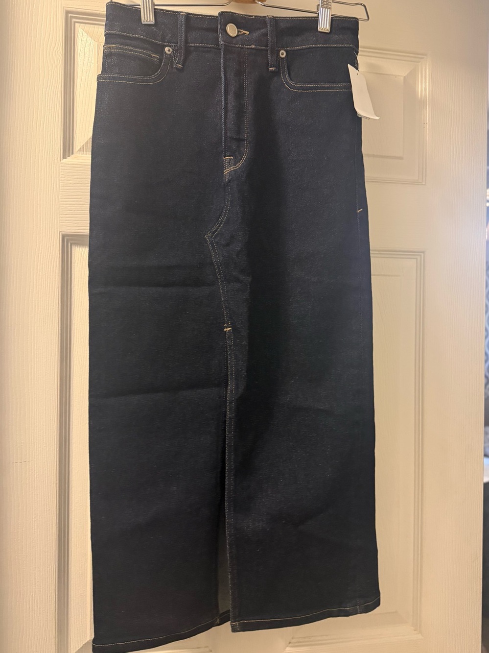 Good American Dark Indigo Straight Jeans